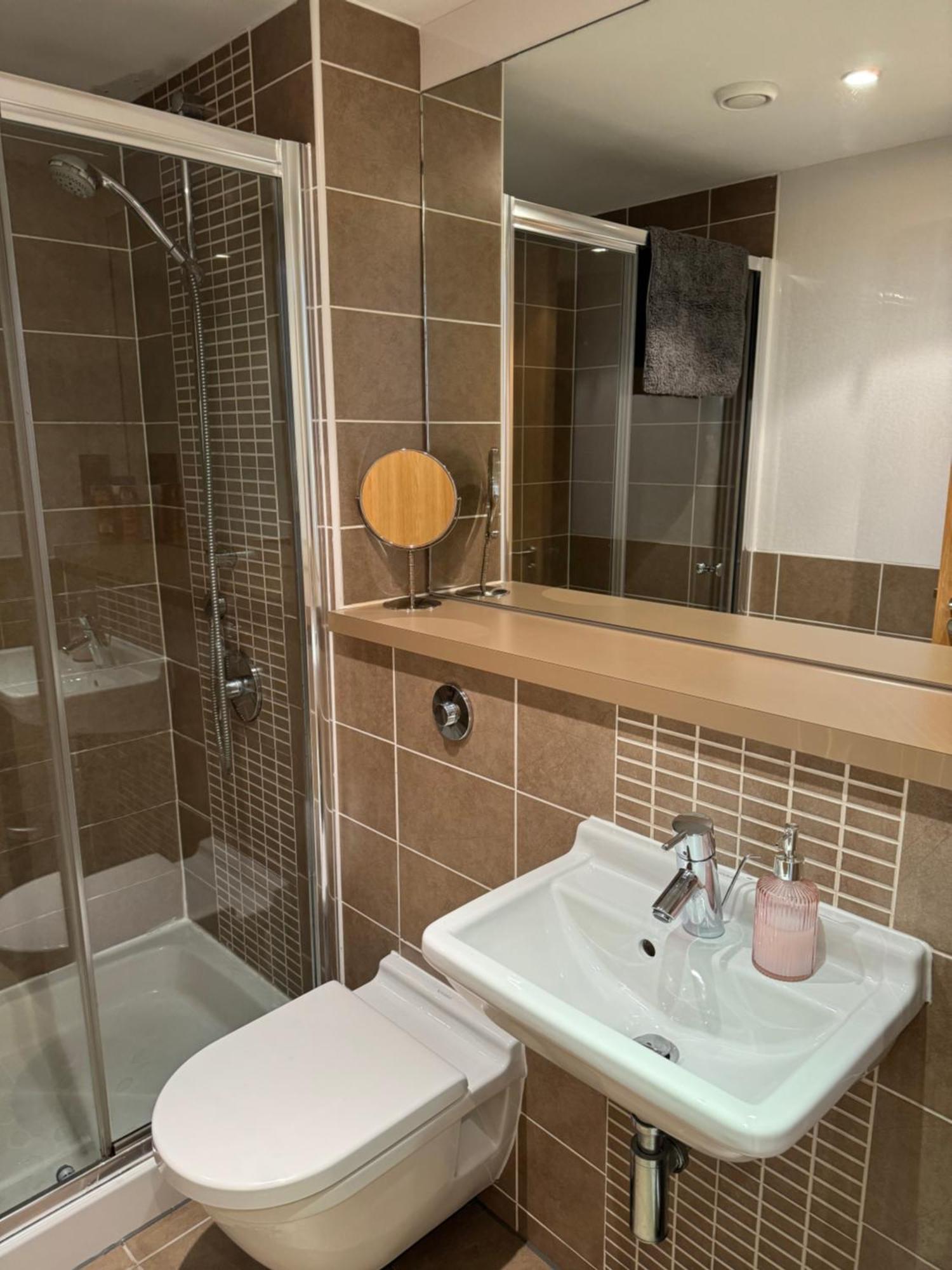 Merchant City Luxury 2 Bedroom Apartment With Secure Parking Available On Request Glasgow Exterior foto